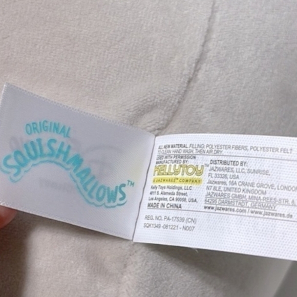 Squishmallows Holiday Dumbo Elephant Disney Limited Christmas Edition Large 18" - Picture 4 of 9